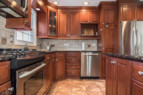 73 Baldwin Ter, Wayne, NJ 07470 photo 14