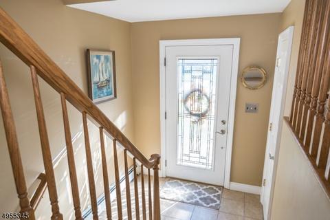 73 Baldwin Ter, Wayne, NJ 07470 photo 6