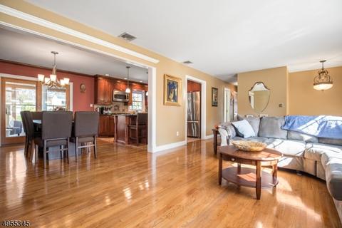 73 Baldwin Ter, Wayne, NJ 07470 photo 7