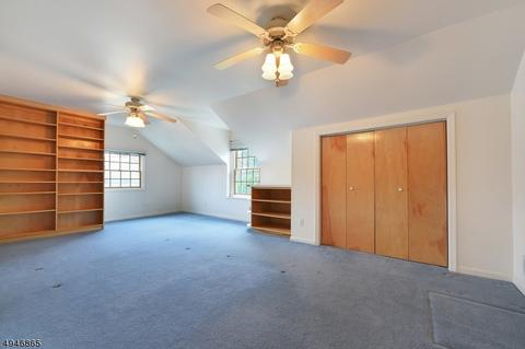689 Seagull Dr, Paramus, NJ 07652 photo 17