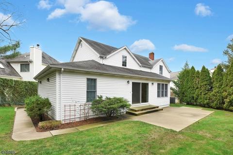 689 Seagull Dr, Paramus, NJ 07652 photo 24