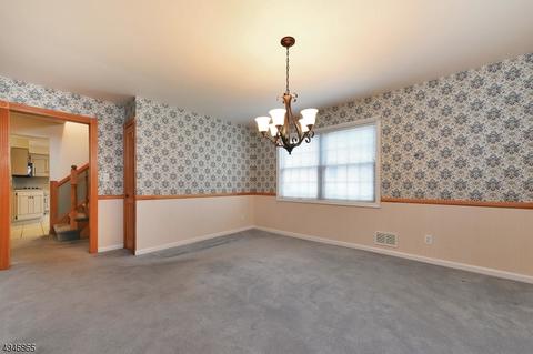 689 Seagull Dr, Paramus, NJ 07652 photo 12