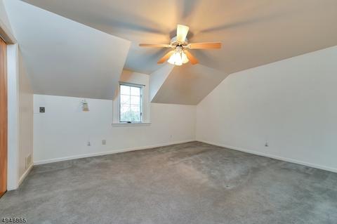 689 Seagull Dr, Paramus, NJ 07652 photo 16