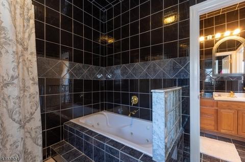 166 Walnut St, Nutley, NJ 07110 photo 17
