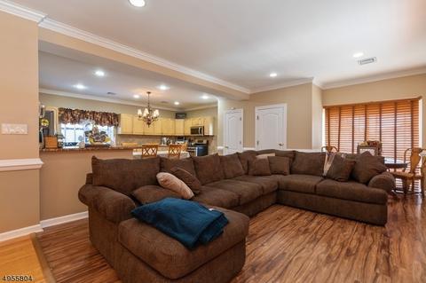166 Walnut St, Nutley, NJ 07110 photo 6
