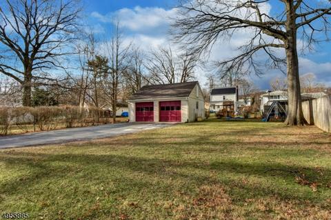 582 Rockview Ave, North Plainfield, NJ 07063 photo 17