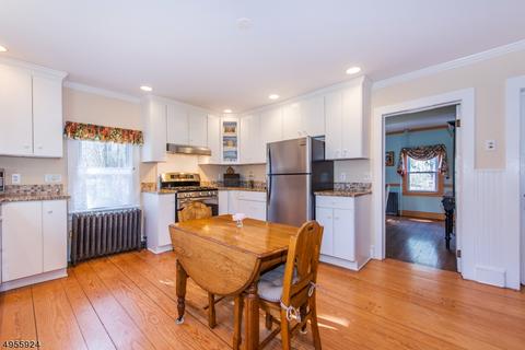 20 Roxiticus Rd, Mendham, NJ 07945 photo 3