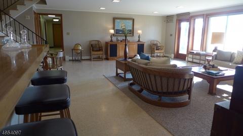 228 Pines Lake Dr E, Wayne, NJ 07470 photo 16