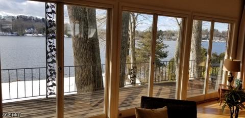 228 Pines Lake Dr E, Wayne, NJ 07470 photo 1