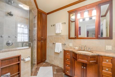 231 Upper Mtn, Montclair, NJ 07043 photo 12