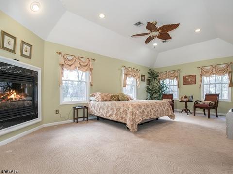 20 Apple Ln, Wayne, NJ 07470 photo 16
