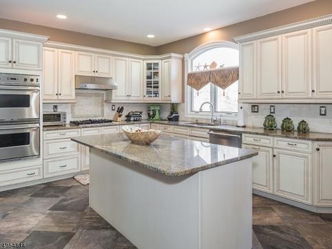 20 Apple Ln, Wayne, NJ 07470 photo 11