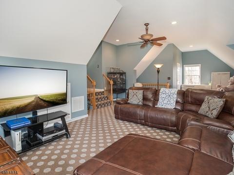 20 Apple Ln, Wayne, NJ 07470 photo 23