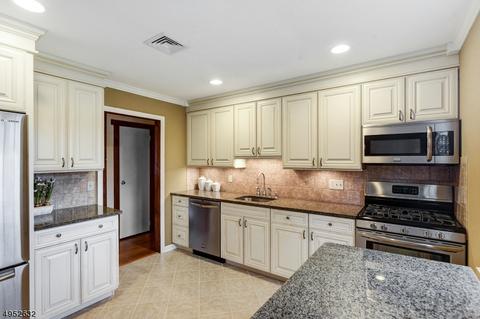 20 Hillside Rd, Hackettstown, NJ 07840 photo 3