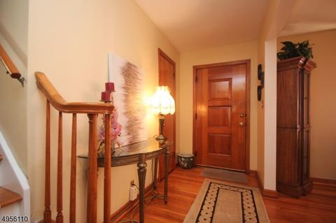 35 Este Pl, Bloomfield, NJ 07003 photo 7