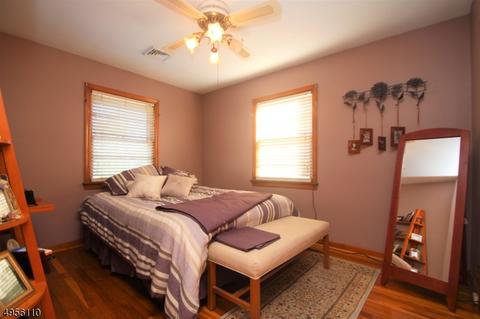 35 Este Pl, Bloomfield, NJ 07003 photo 10