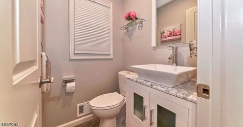 15 Welsh Ct, Wayne, NJ 07470 photo 9