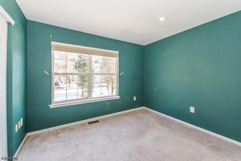 31 Harrier Ct, Wayne, NJ 07470 photo 17