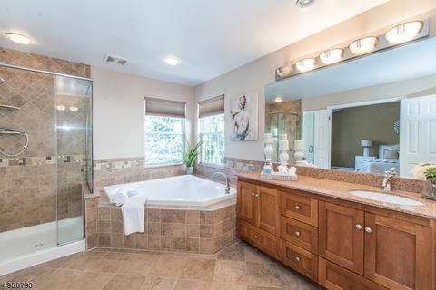 31 Harrier Ct, Wayne, NJ 07470 photo 16