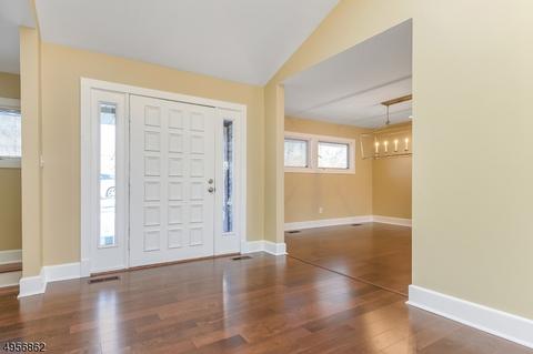 157 E Mendham Rd, Mendham, NJ 07945 photo 2
