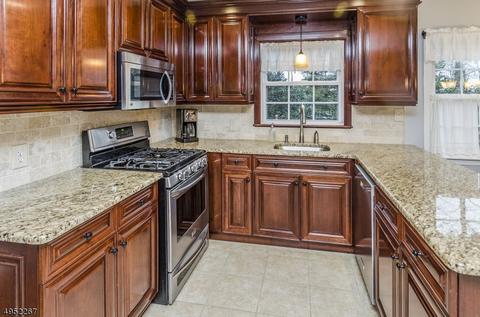 10 Hackberry Pl, Flemington, NJ 08822 photo 4