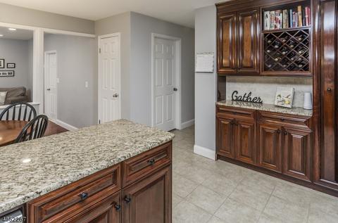 10 Hackberry Pl, Flemington, NJ 08822 photo 6