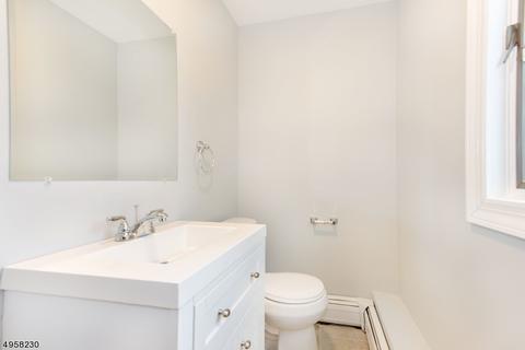 45 Tammy Ter, Wayne, NJ 07470 photo 8