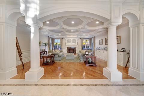 50 E Saddle River Rd, Saddle River, NJ 07458 photo 3