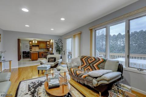 6 Dudley Ct, Wayne, NJ 07470 photo 7
