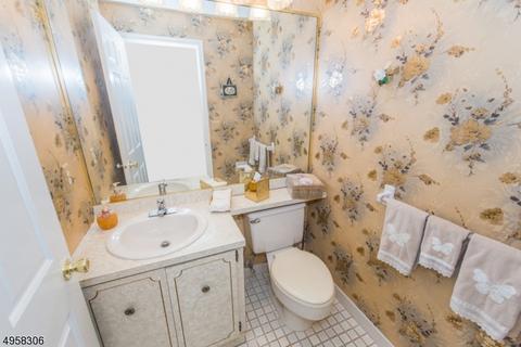 10 Tomahawk Dr, Wayne, NJ 07470 photo 15