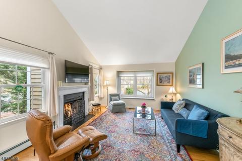 1 Exeter Rd, Bedminster, NJ 07921 photo 8