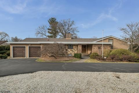 1205 Alps Rd, Wayne, NJ 07470 photo 1