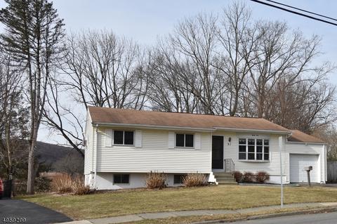 31 Mitchell Rd, Hackettstown, NJ 07840 photo 1