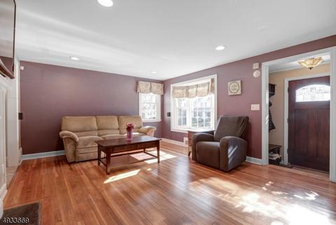 56 Lyons Pl, Springfield, NJ 07081 photo 2