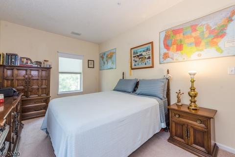 722 Brittany Dr, Wayne, NJ 07470 photo 12