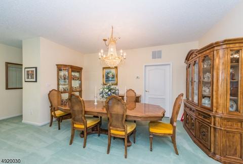 722 Brittany Dr, Wayne, NJ 07470 photo 8