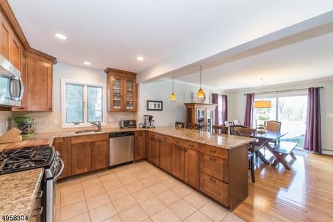 59 Osceola Rd, Wayne, NJ 07470 photo 5