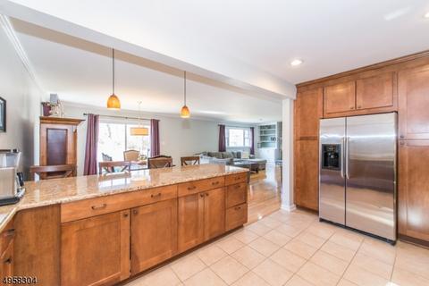 59 Osceola Rd, Wayne, NJ 07470 photo 4