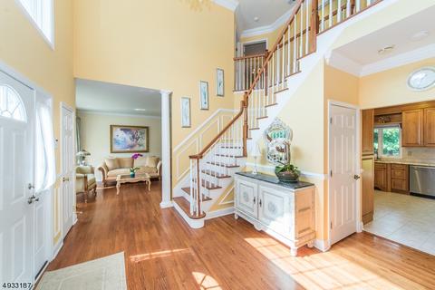 7 Little Pl, Wayne, NJ 07470 photo 2