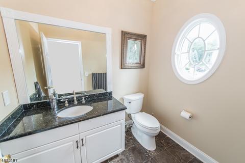 7 Little Pl, Wayne, NJ 07470 photo 12