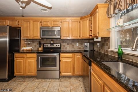 29 Lingert Ave, Clinton, NJ 08809 photo 6
