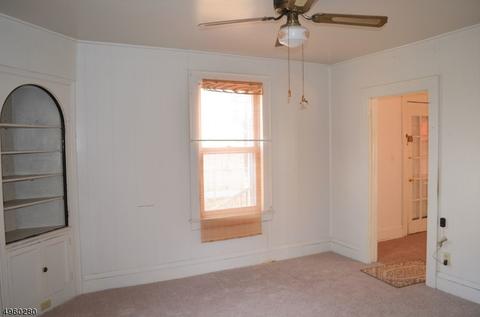 184 Maple Ave, North Plainfield, NJ 07060 photo 4