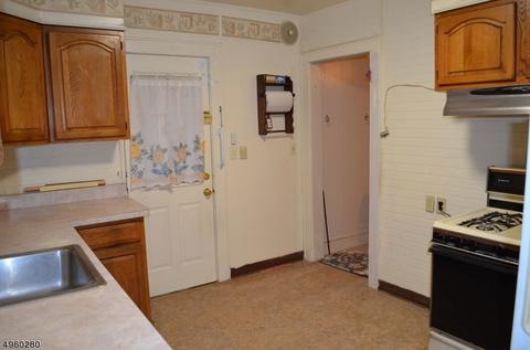 184 Maple Ave, North Plainfield, NJ 07060 photo 13