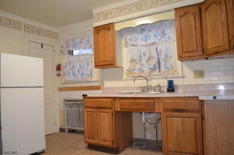 184 Maple Ave, North Plainfield, NJ 07060 photo 12