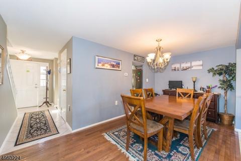 60 Duck Hawk Ct, Hackettstown, NJ 07840 photo 6