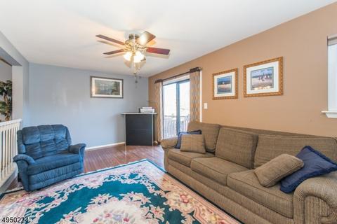 60 Duck Hawk Ct, Hackettstown, NJ 07840 photo 8