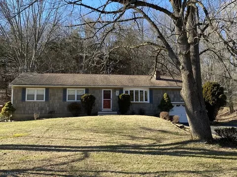 30 Brookside Ave, Hackettstown, NJ 07840 photo 2