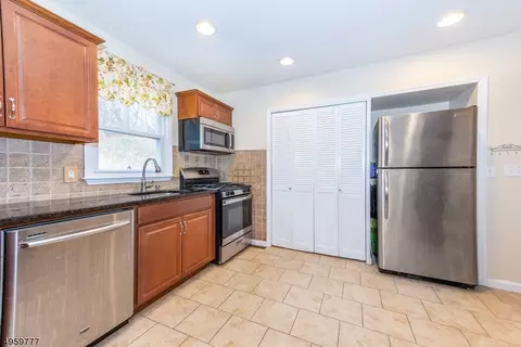 30 Brookside Ave, Hackettstown, NJ 07840 photo 10