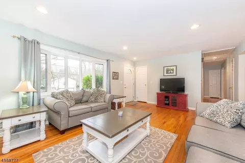 30 Brookside Ave, Hackettstown, NJ 07840 photo 4
