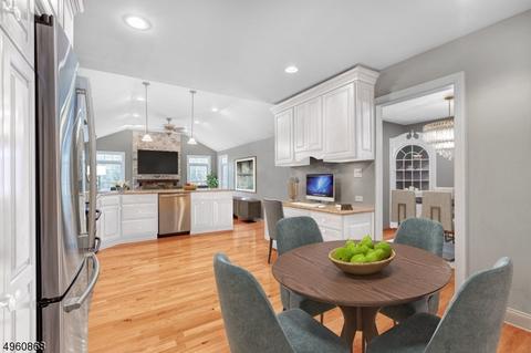 4 Beech Ave, Madison, NJ 07940 photo 8